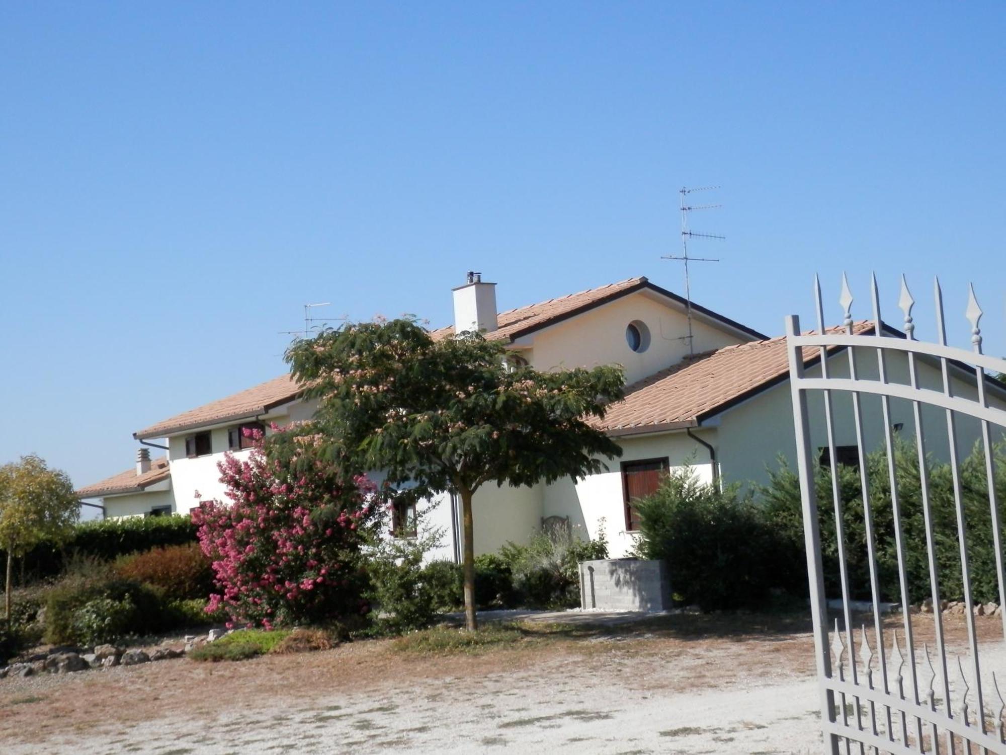 A Viterbo Terme "Casa Vacanze Al Melograno" 아파트 외부 사진